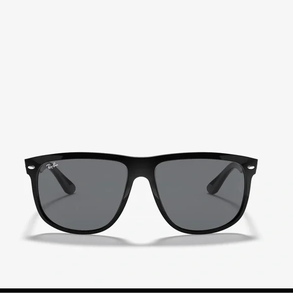 Ray-Ban Black Frame with Gray Lenses Sunglasses - Picture 1 of 4
